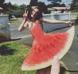 广州艺人吃瓜,艺人吃瓜事件揭秘